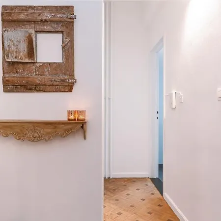 Апартаменты Huswell - Comfy With Side Seaview And 2 Free Bikes