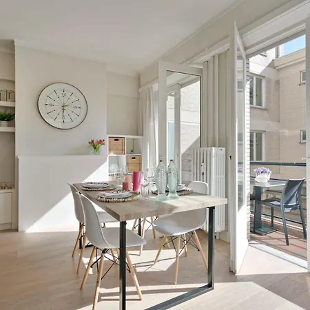 Casiola - Comfy With Side Seaview And 2 Free Bikes Apartament *