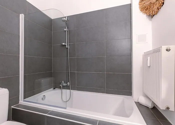 Huswell - Comfy With Side Seaview And 2 Free Bikes